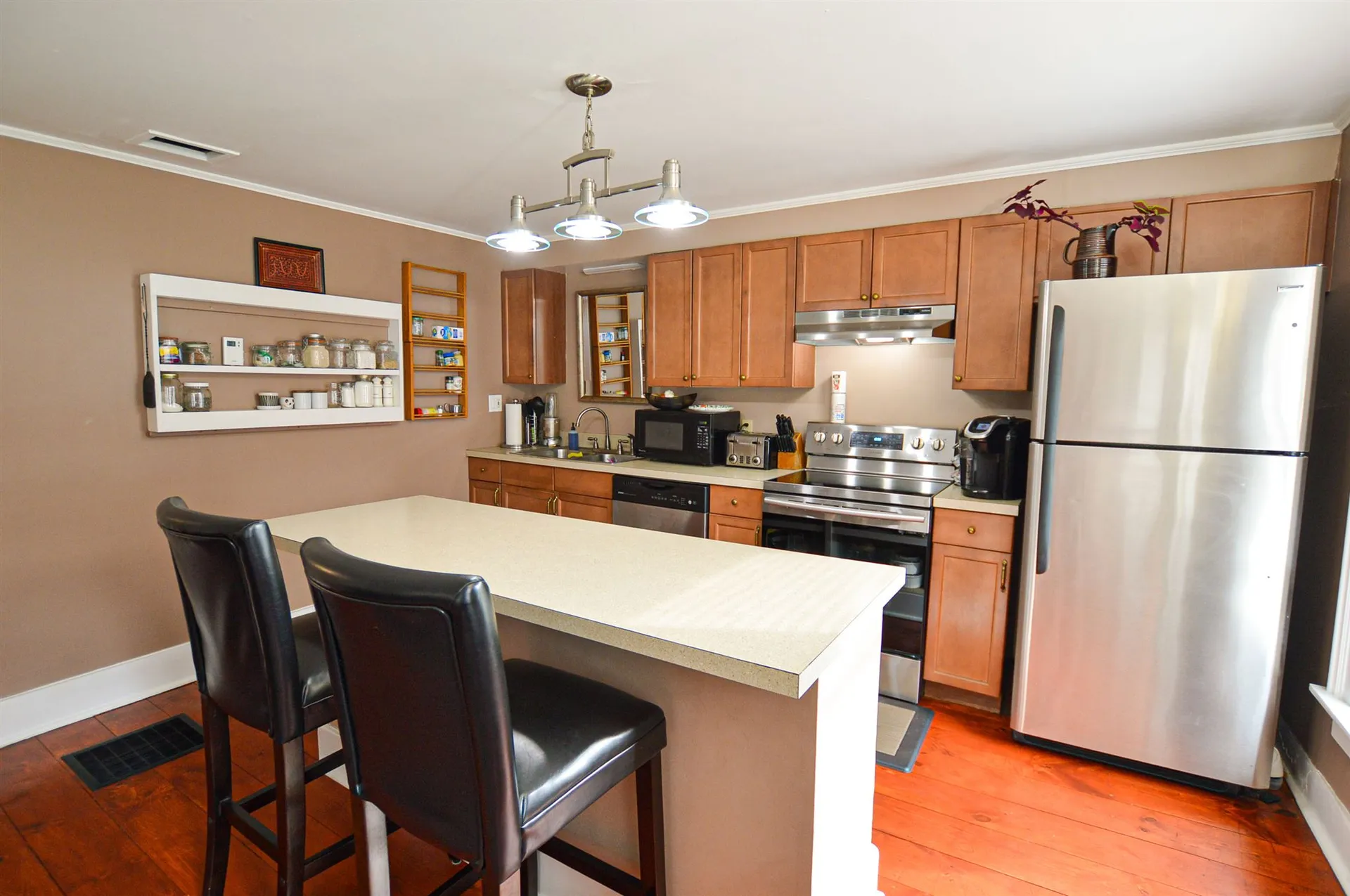 9 W Main Street Ludlow VT 05149