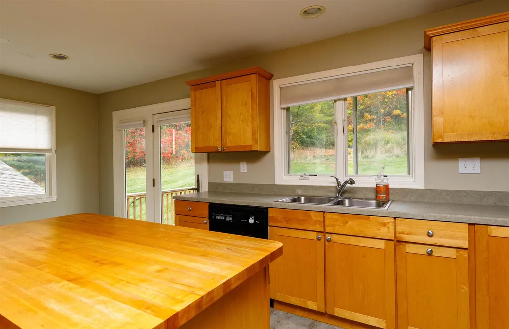 7740 Spear Street Charlotte VT 05445