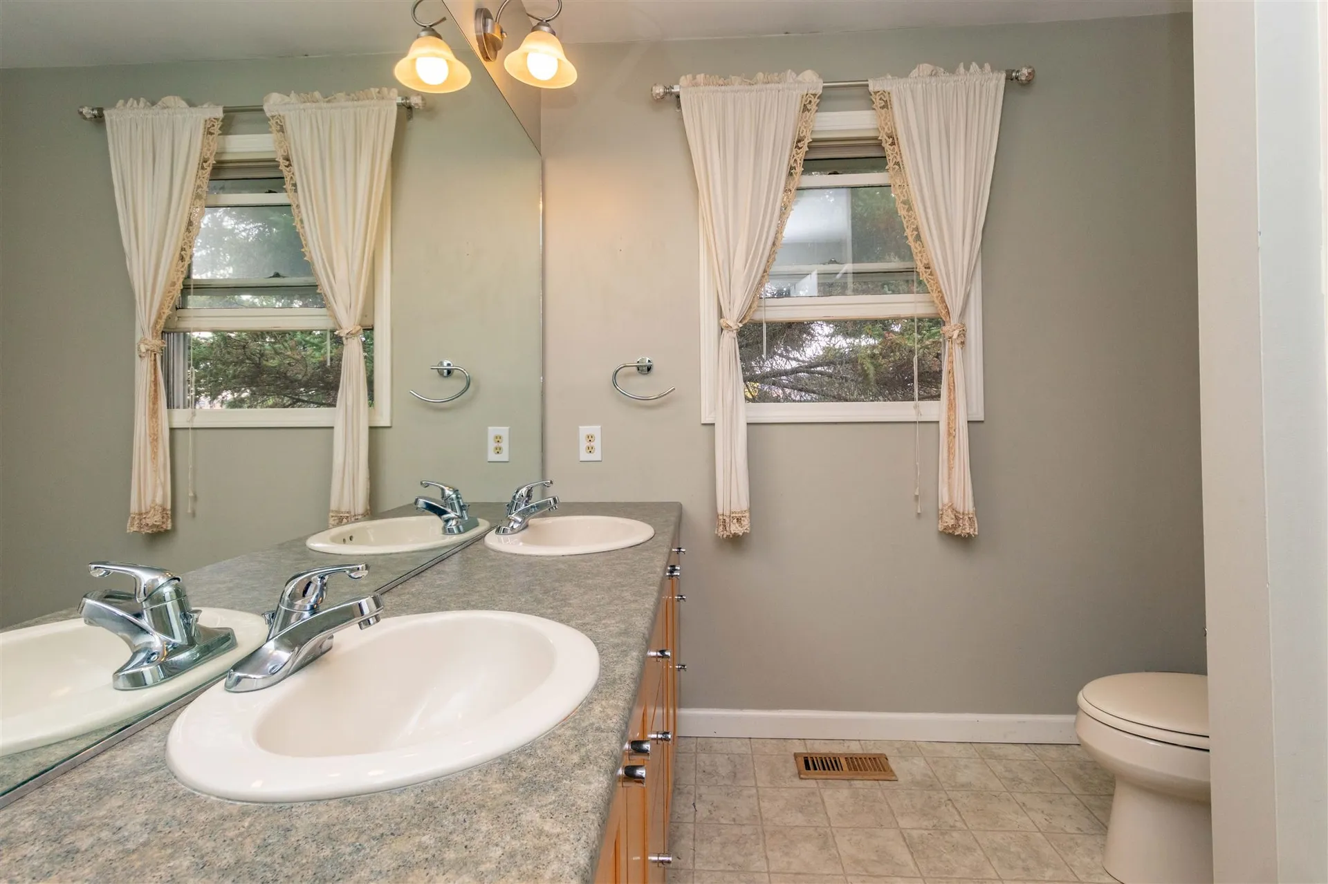 7740 Spear Street Charlotte VT 05445