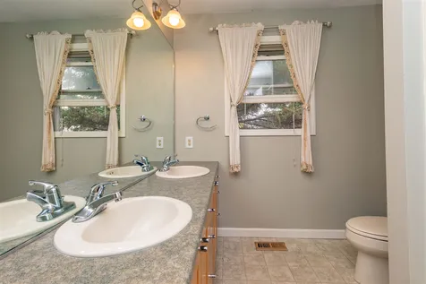 7740 Spear Street Charlotte VT 05445