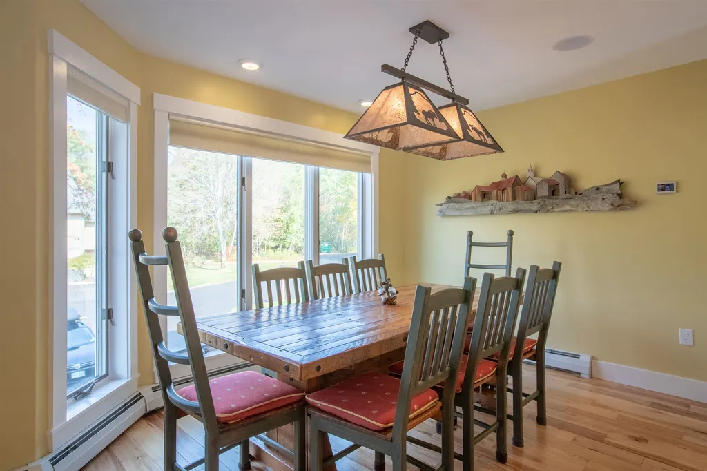 52 Bunker Lane Lincoln NH 03262
