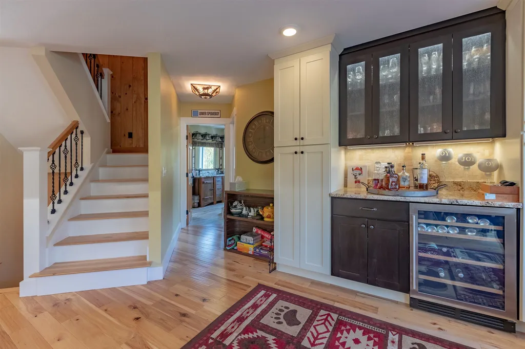 52 Bunker Lane Lincoln NH 03262