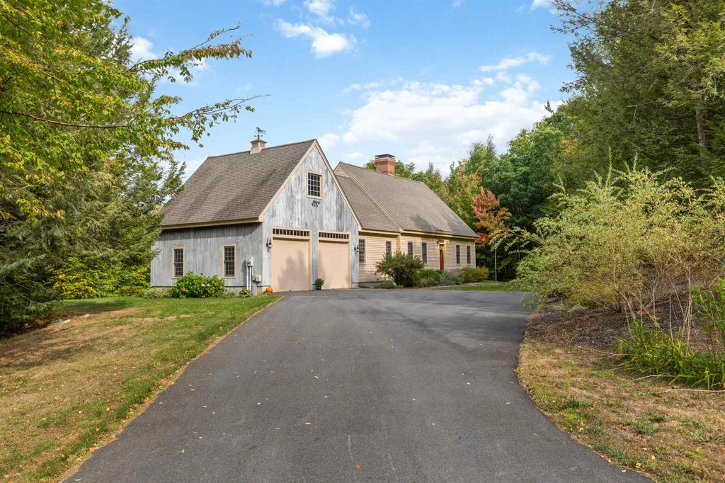 11 Susan Road New Boston NH 03070