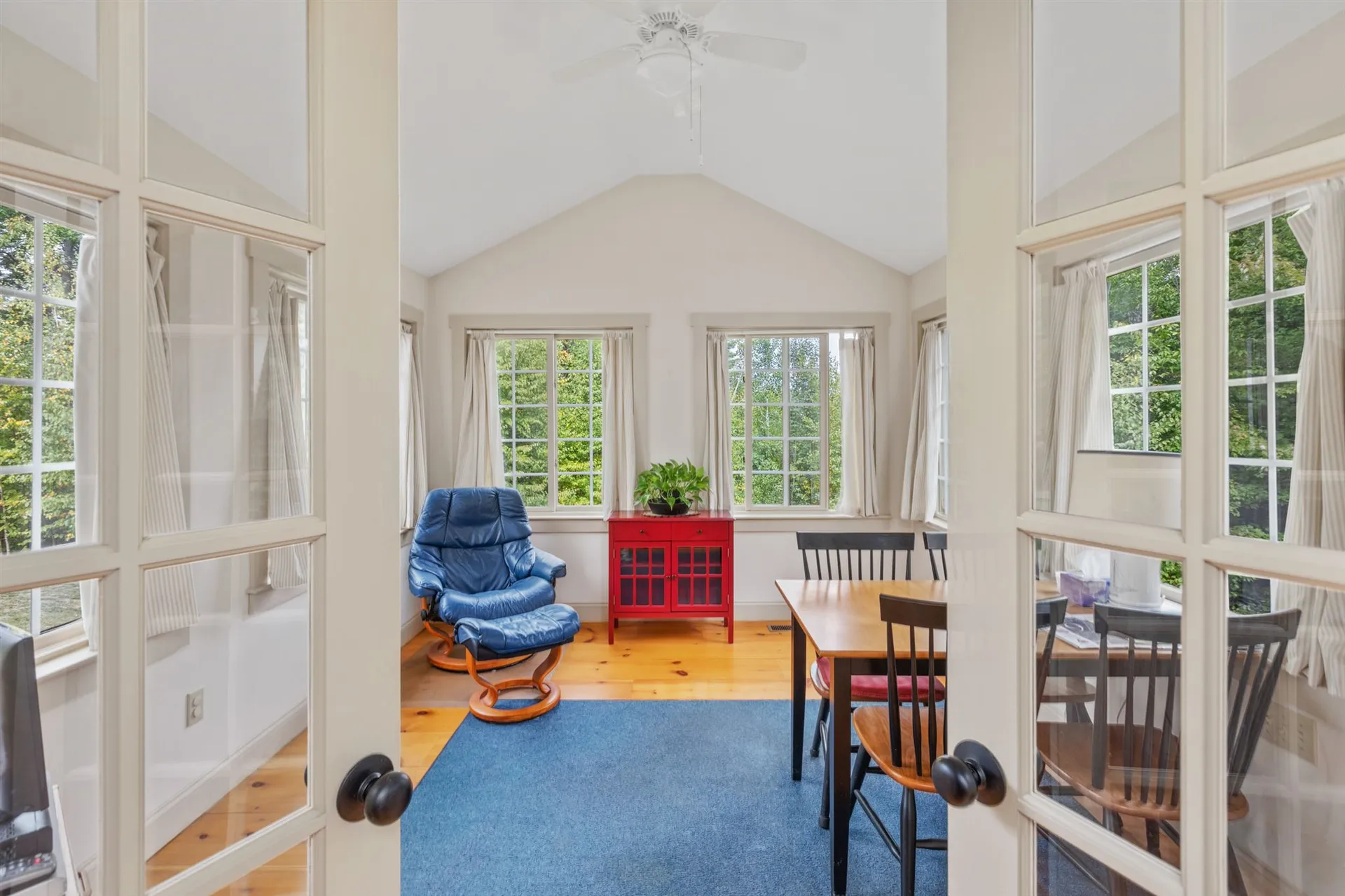 11 Susan Road New Boston NH 03070