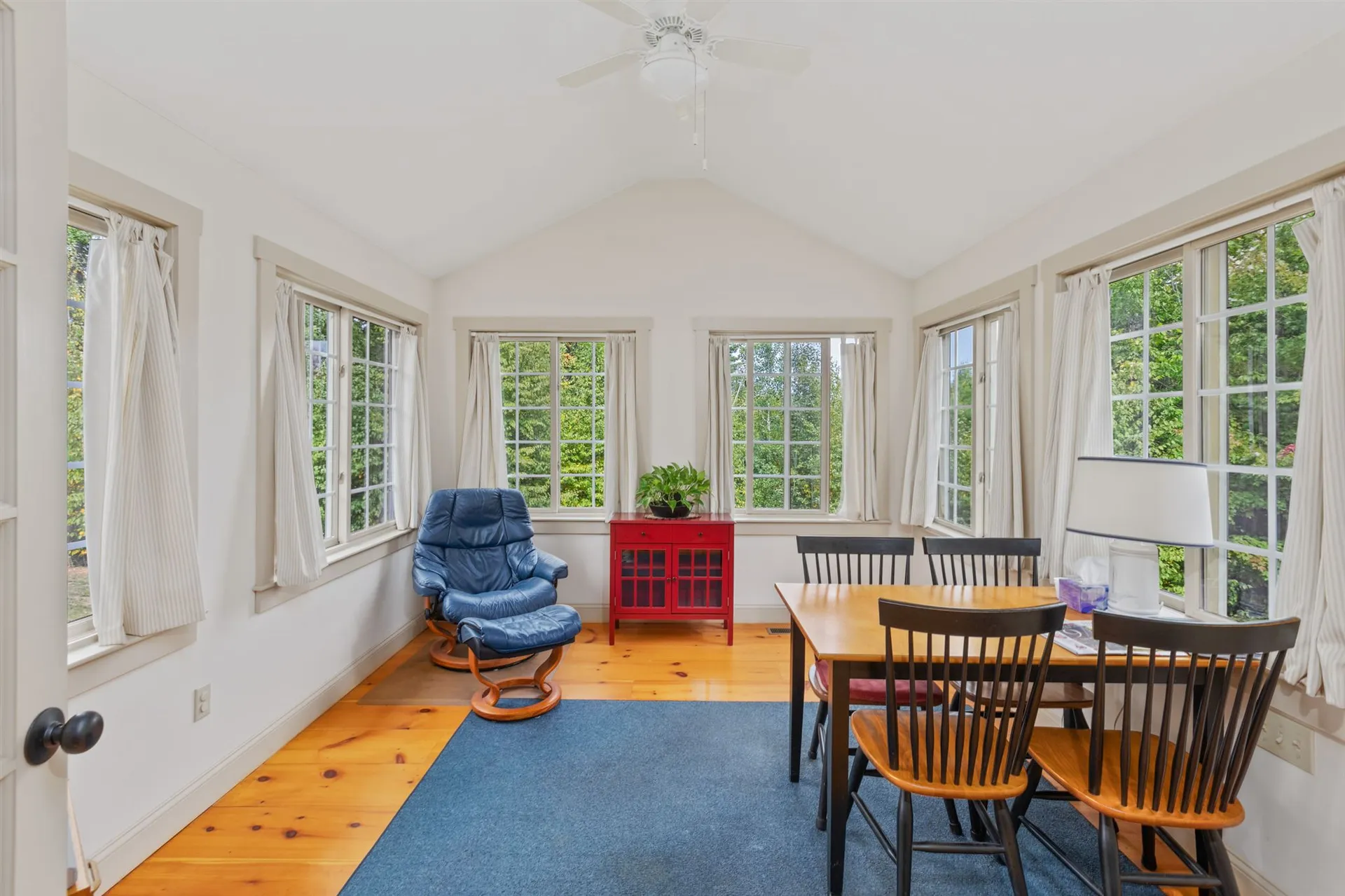 11 Susan Road New Boston NH 03070