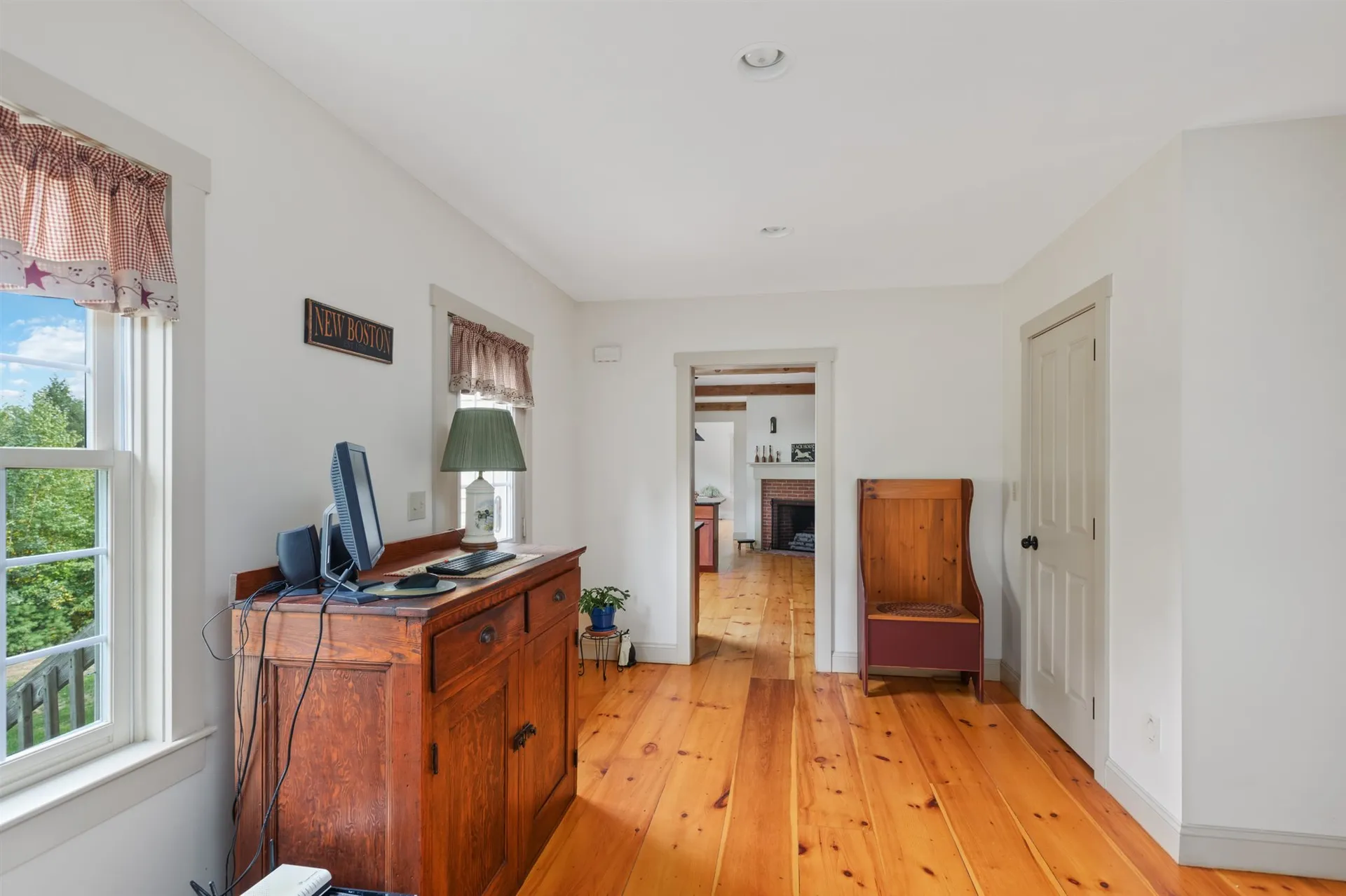 11 Susan Road New Boston NH 03070