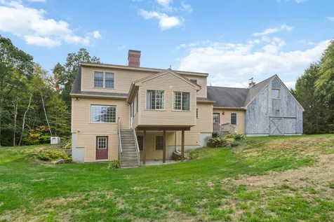 11 Susan Road New Boston NH 03070