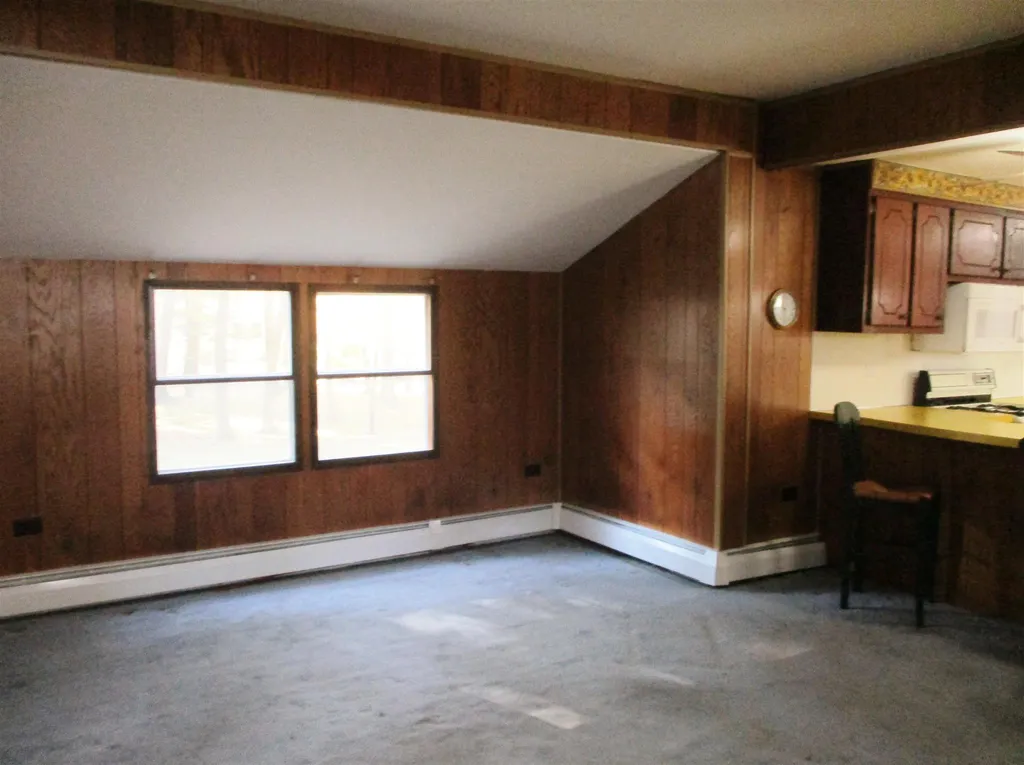 72 Cynthia Circle Seabrook NH 03874