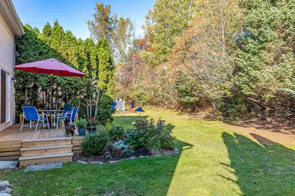 21 Walnut Lane Essex VT 05452