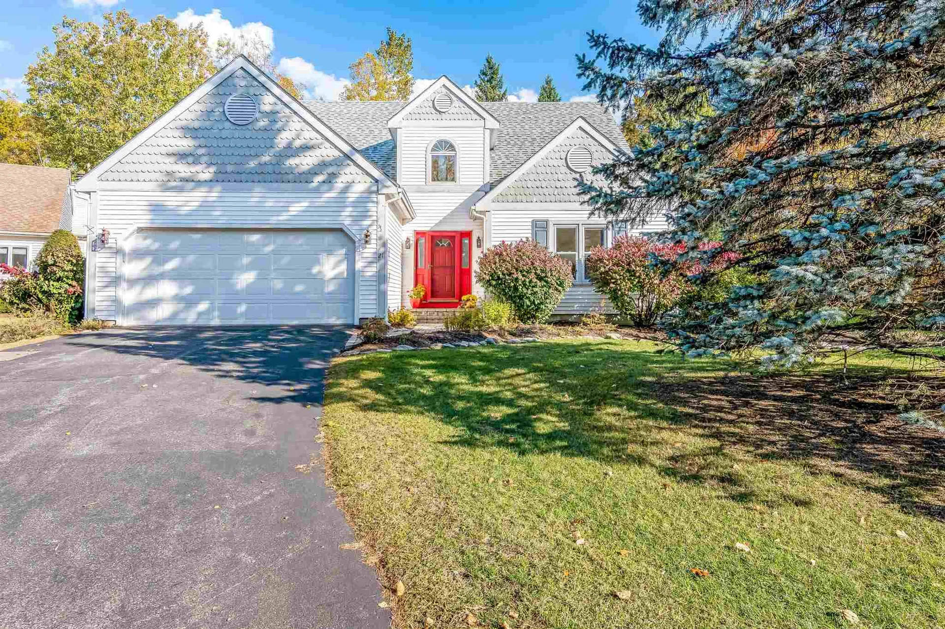 21 Walnut Lane Essex VT 05452
