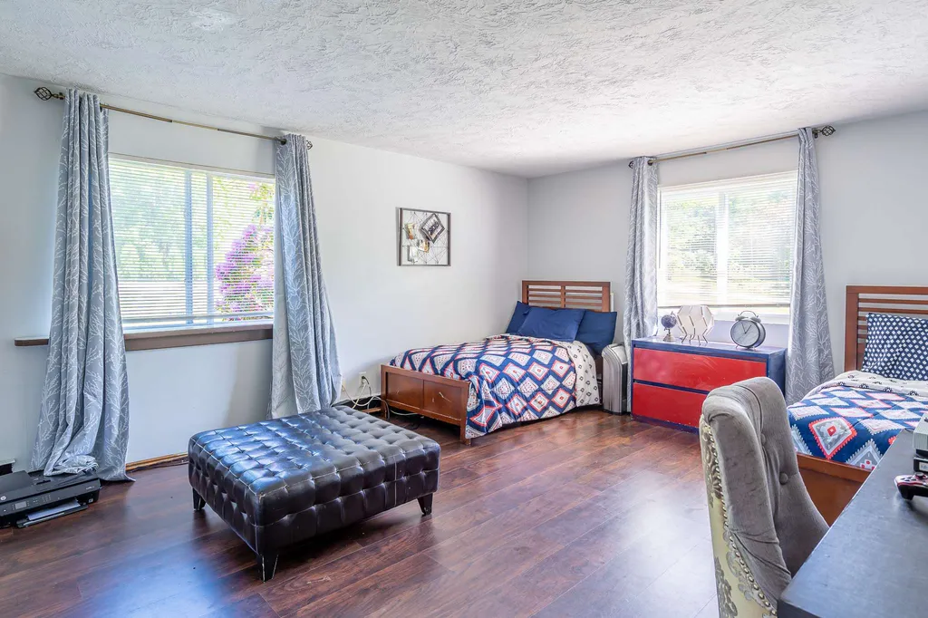 2 Jacob Avenue Hooksett NH 03106