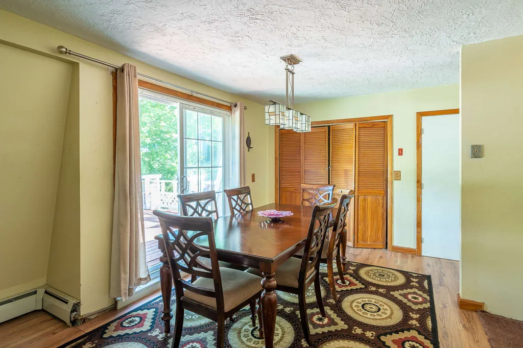 2 Jacob Avenue Hooksett NH 03106