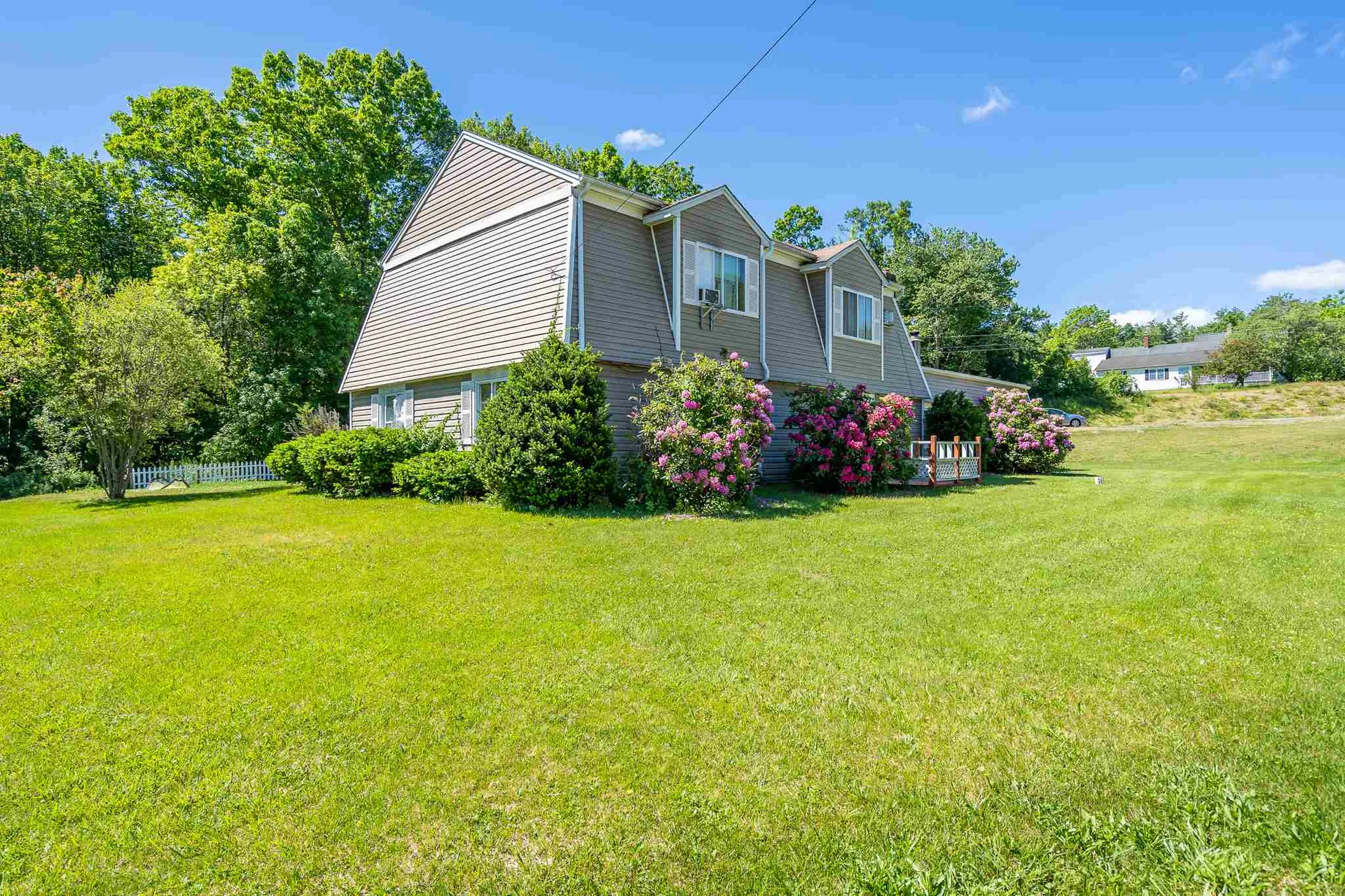 2 Jacob Avenue Hooksett NH 03106