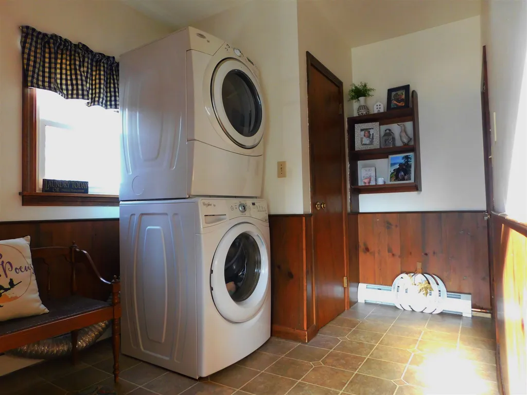 54 Pine Avenue Keene NH 03431