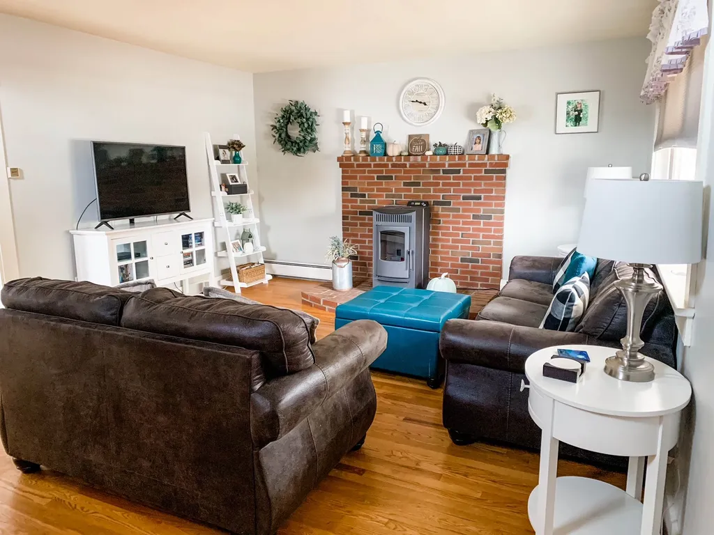 54 Pine Avenue Keene NH 03431