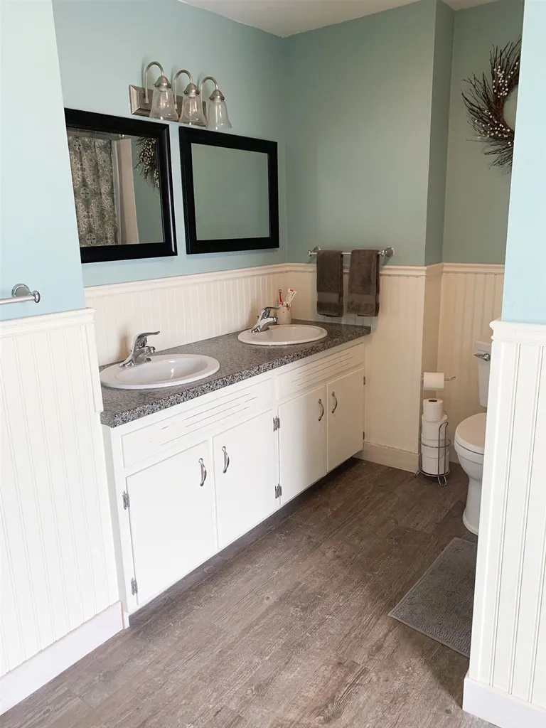 54 Pine Avenue Keene NH 03431
