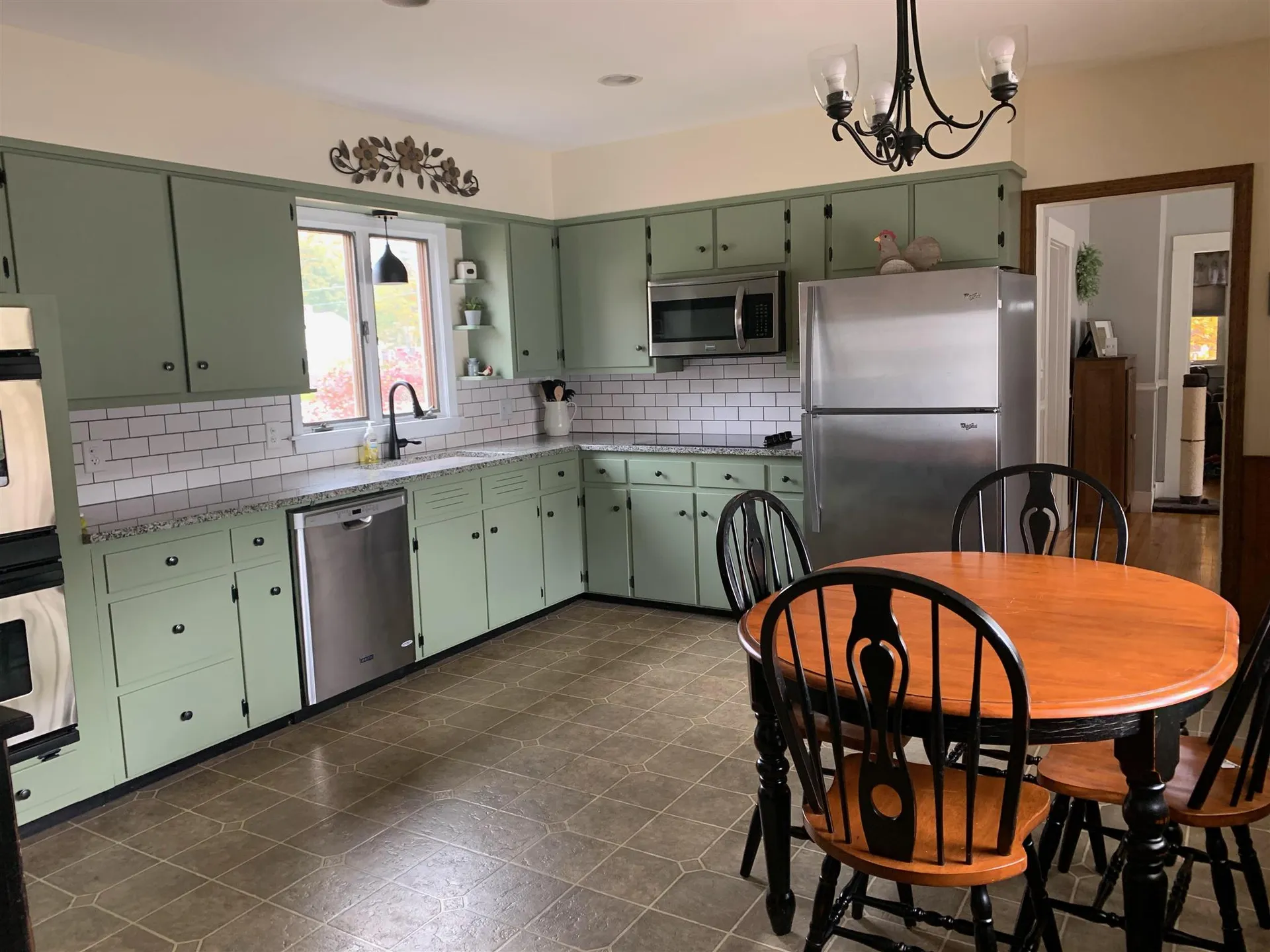 54 Pine Avenue Keene NH 03431