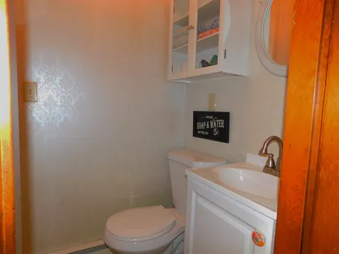54 Pine Avenue Keene NH 03431