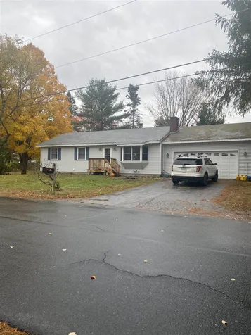 17 Elaine Street Newport NH 03773