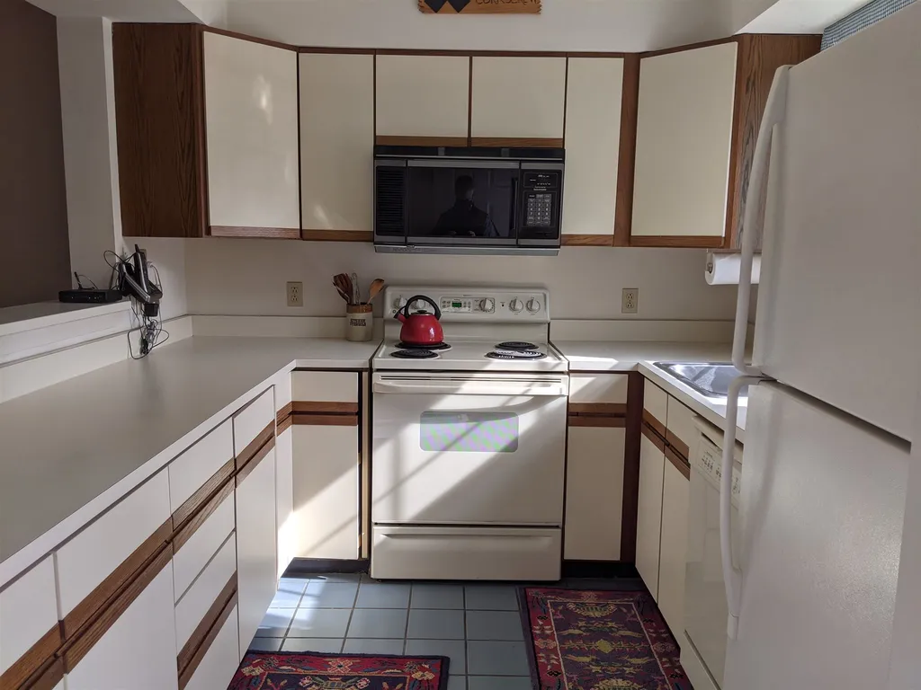 13804 Riverside Townhouses Road Manchester VT 05255