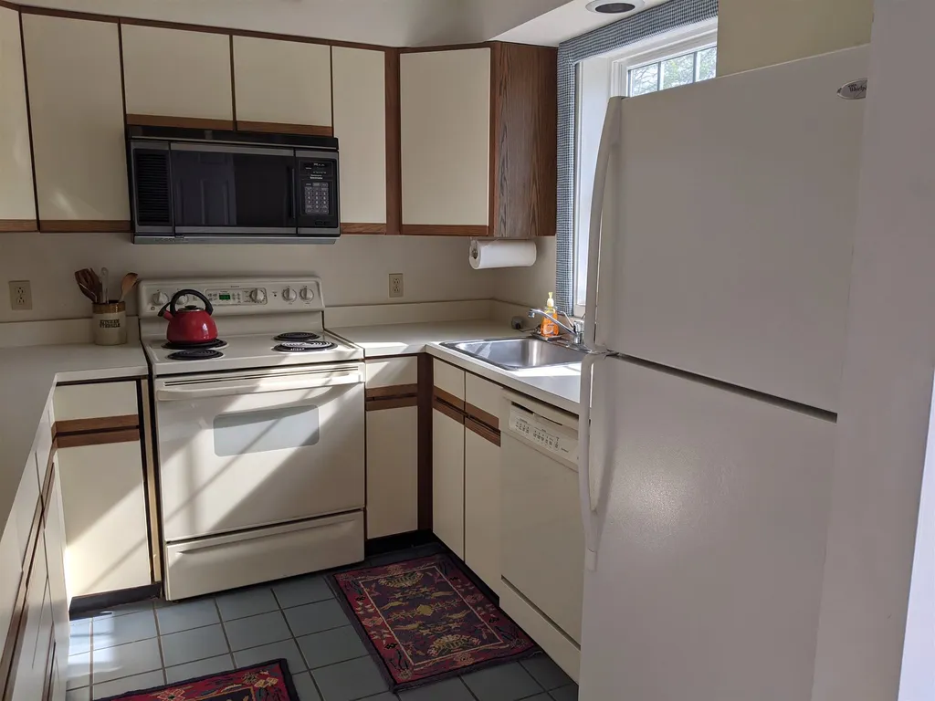 13804 Riverside Townhouses Road Manchester VT 05255