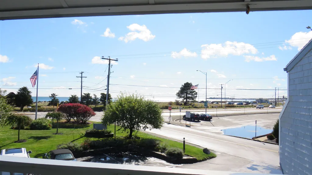 943 Ocean Boulevard Hampton NH 03842