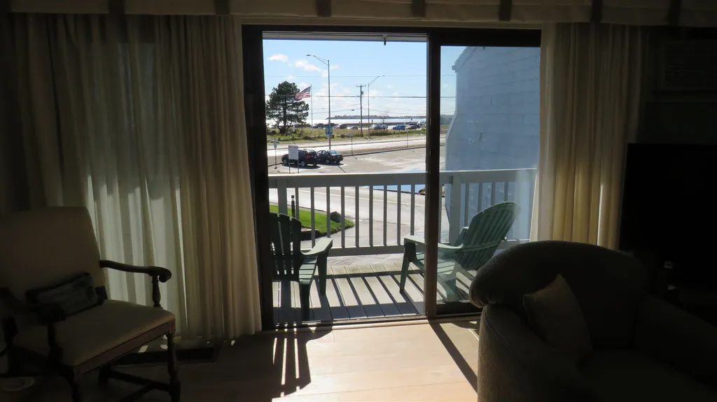 943 Ocean Boulevard Hampton NH 03842