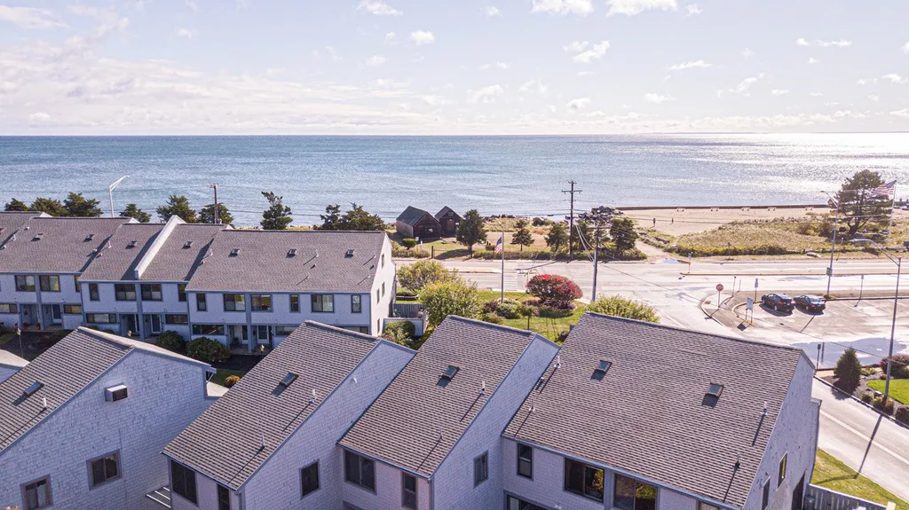 943 Ocean Boulevard Hampton NH 03842
