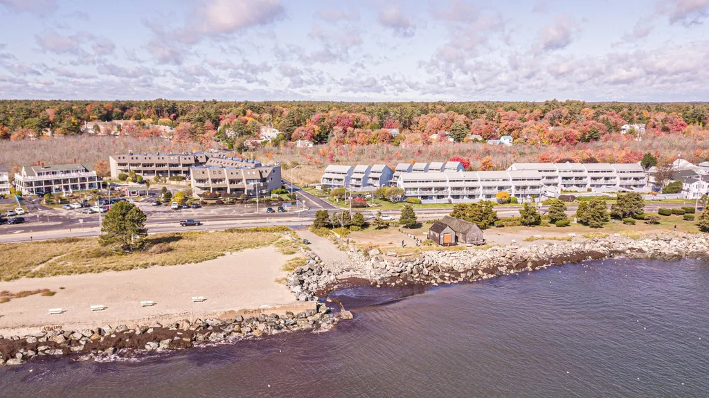 943 Ocean Boulevard Hampton NH 03842