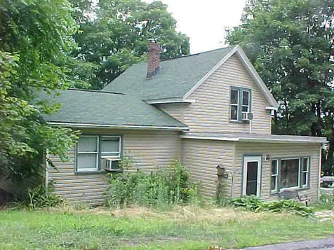 4 Spring Street Salem NH 03079