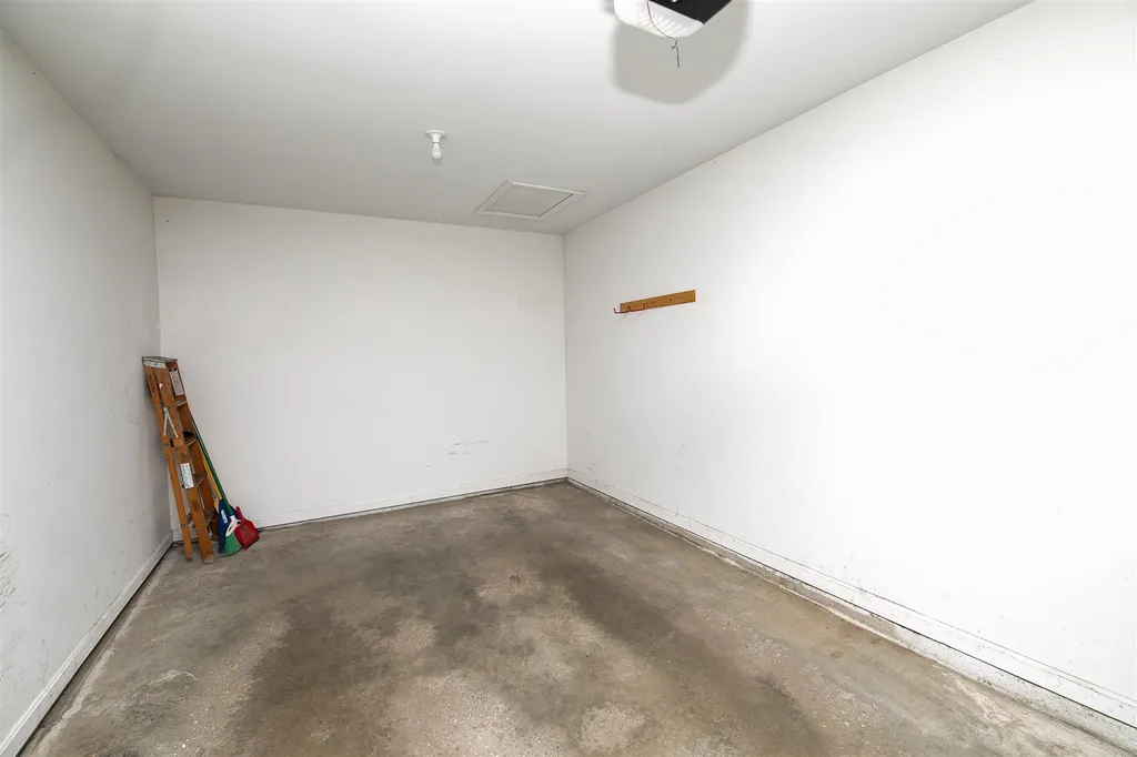23 River View Drive Essex VT 05452