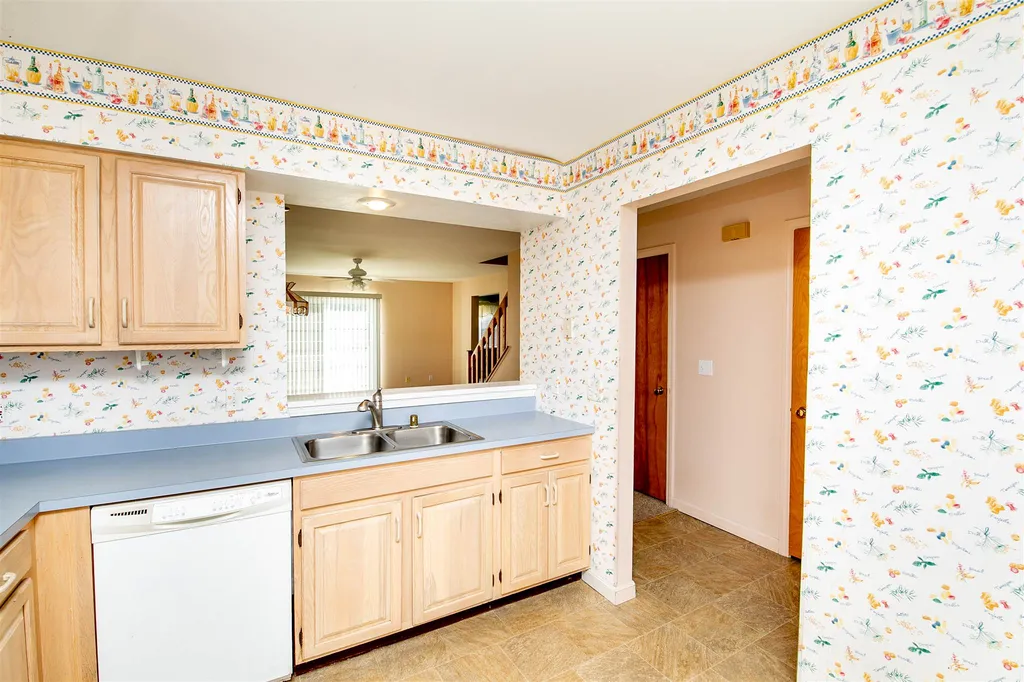 23 River View Drive Essex VT 05452