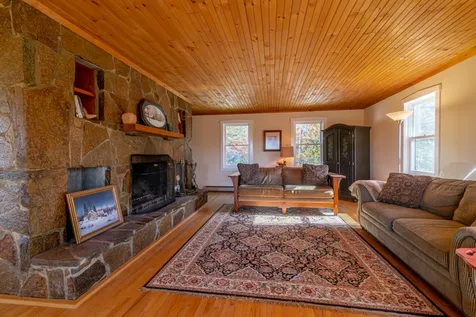 359 Chaves Road Londonderry VT 05148