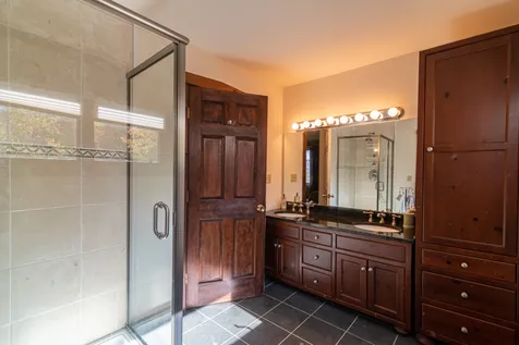 359 Chaves Road Londonderry VT 05148