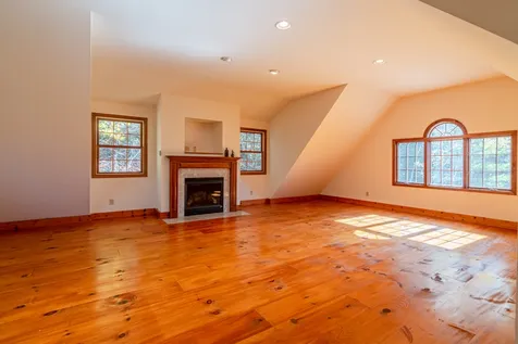 359 Chaves Road Londonderry VT 05148