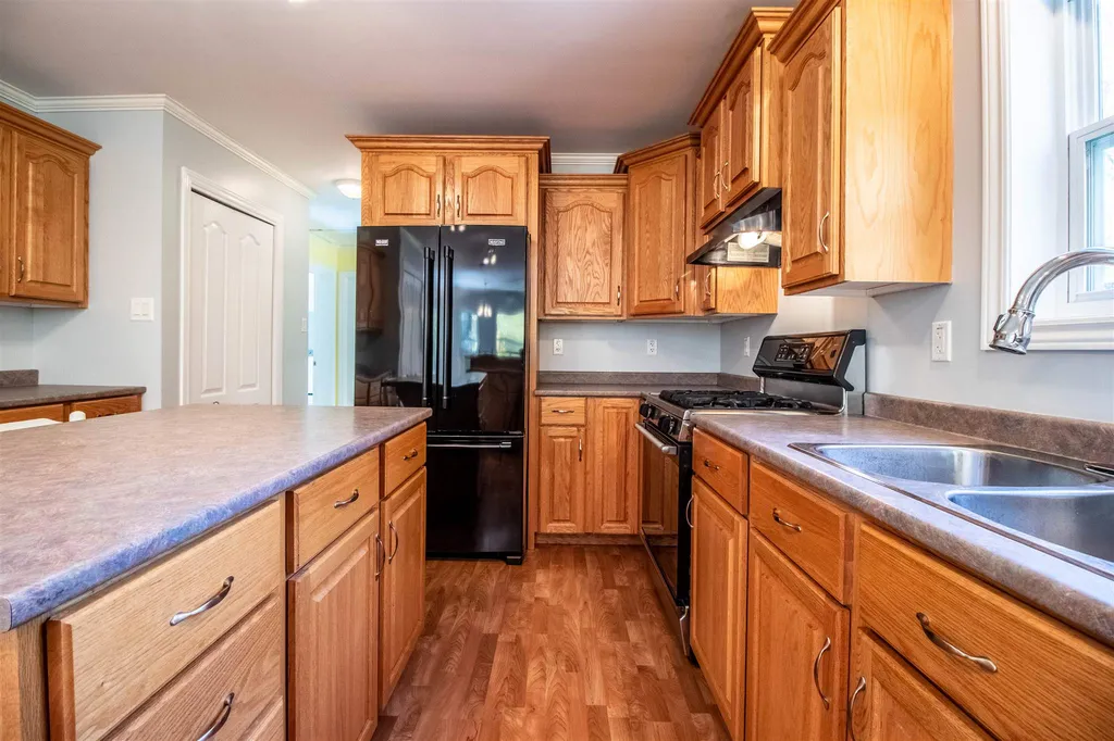164 Mast Road Epping NH 03042