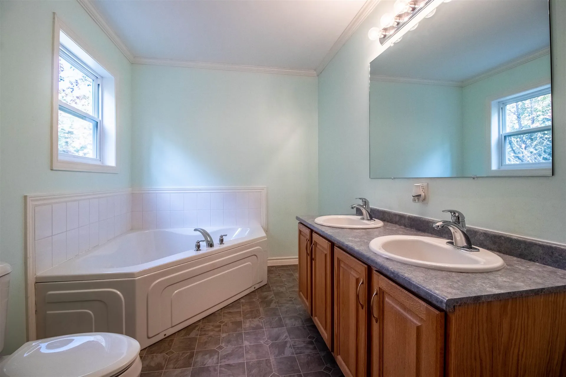 164 Mast Road Epping NH 03042