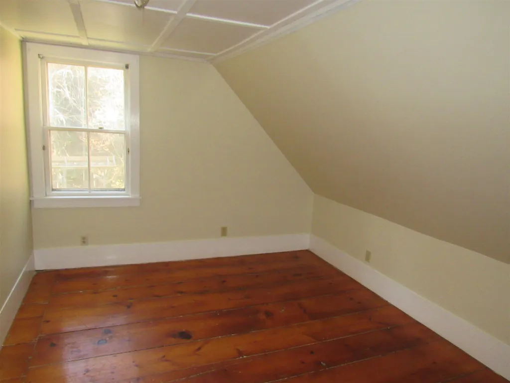 186 South Road Swanzey NH 03446