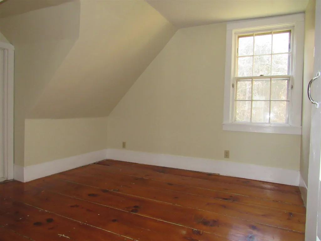 186 South Road Swanzey NH 03446