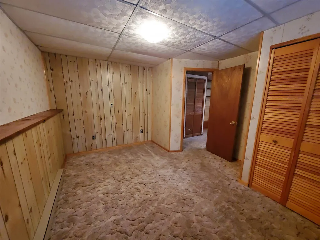 156 Mammoth Road Londonderry NH 03053