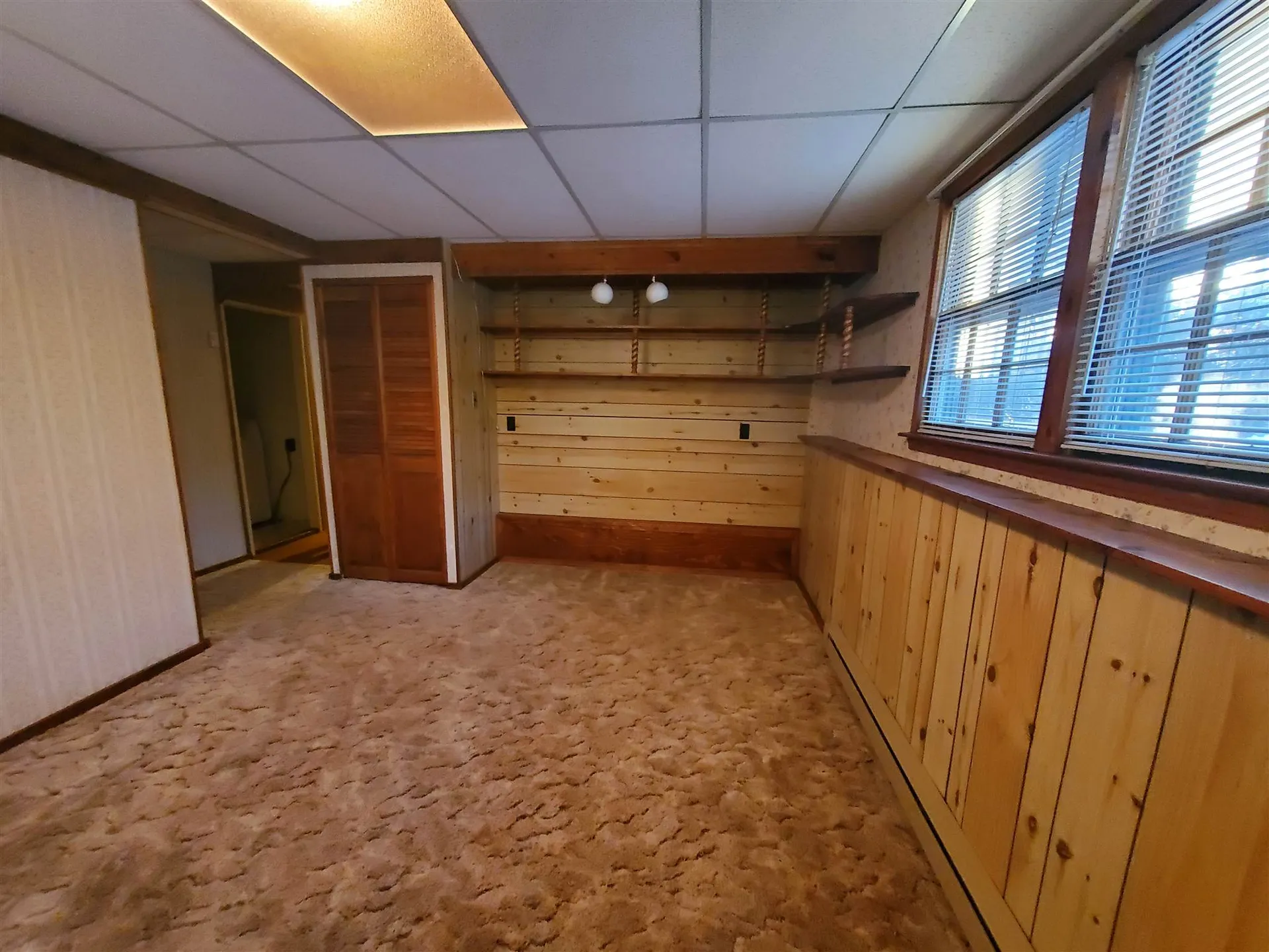 156 Mammoth Road Londonderry NH 03053