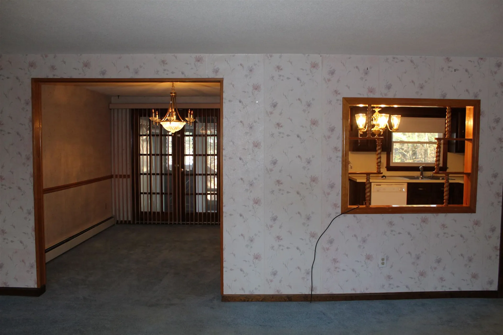 156 Mammoth Road Londonderry NH 03053