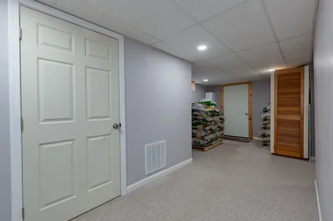 10 Lincoln Drive Raymond NH 03077