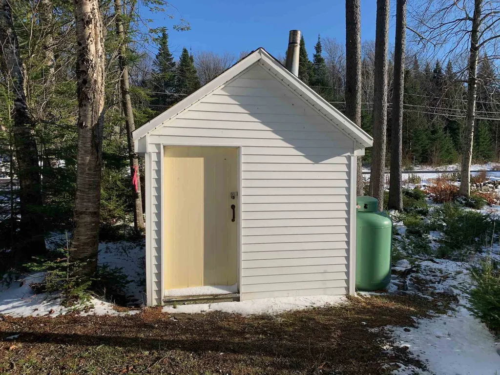 237 Beach Road Pittsburg NH 03592