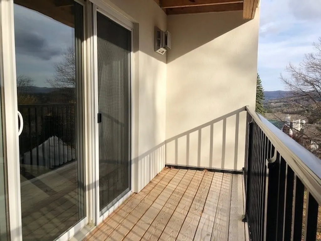 58 Mountainside Drive Warren VT 05674