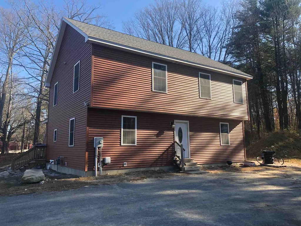 31 Whitehall Road Hooksett NH 03106