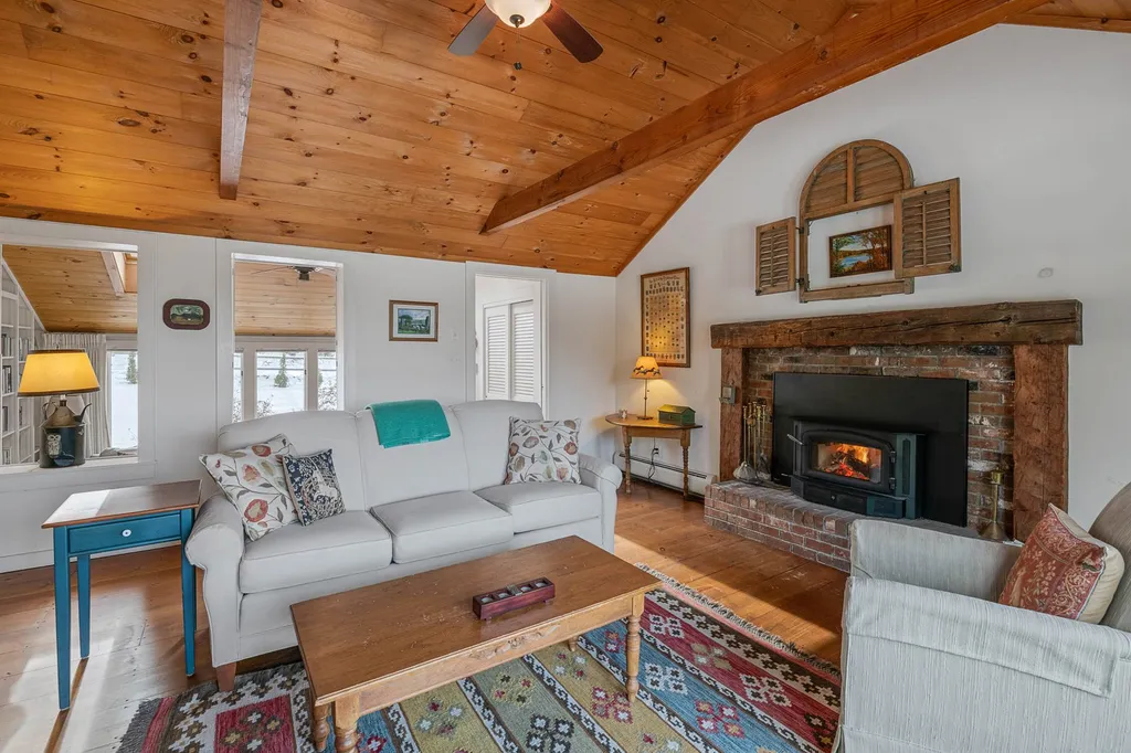 183 Youngs Hill Road Sunapee NH 03782