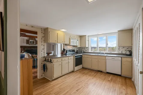 183 Youngs Hill Road Sunapee NH 03782