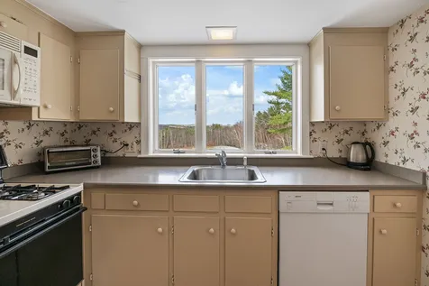 183 Youngs Hill Road Sunapee NH 03782