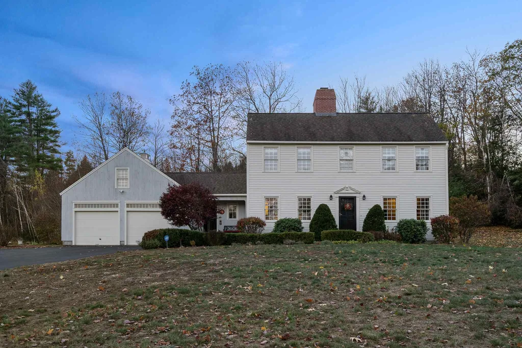 189 Carriage Road New Boston NH 03070